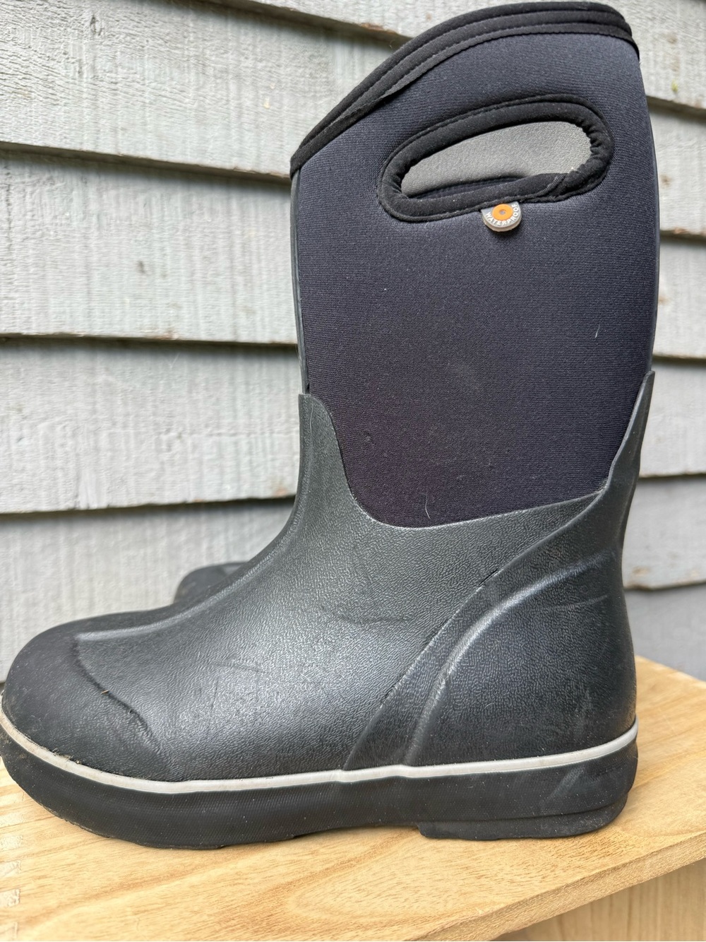 Bogs Kids Black Waterproof Snow Boots size 5
